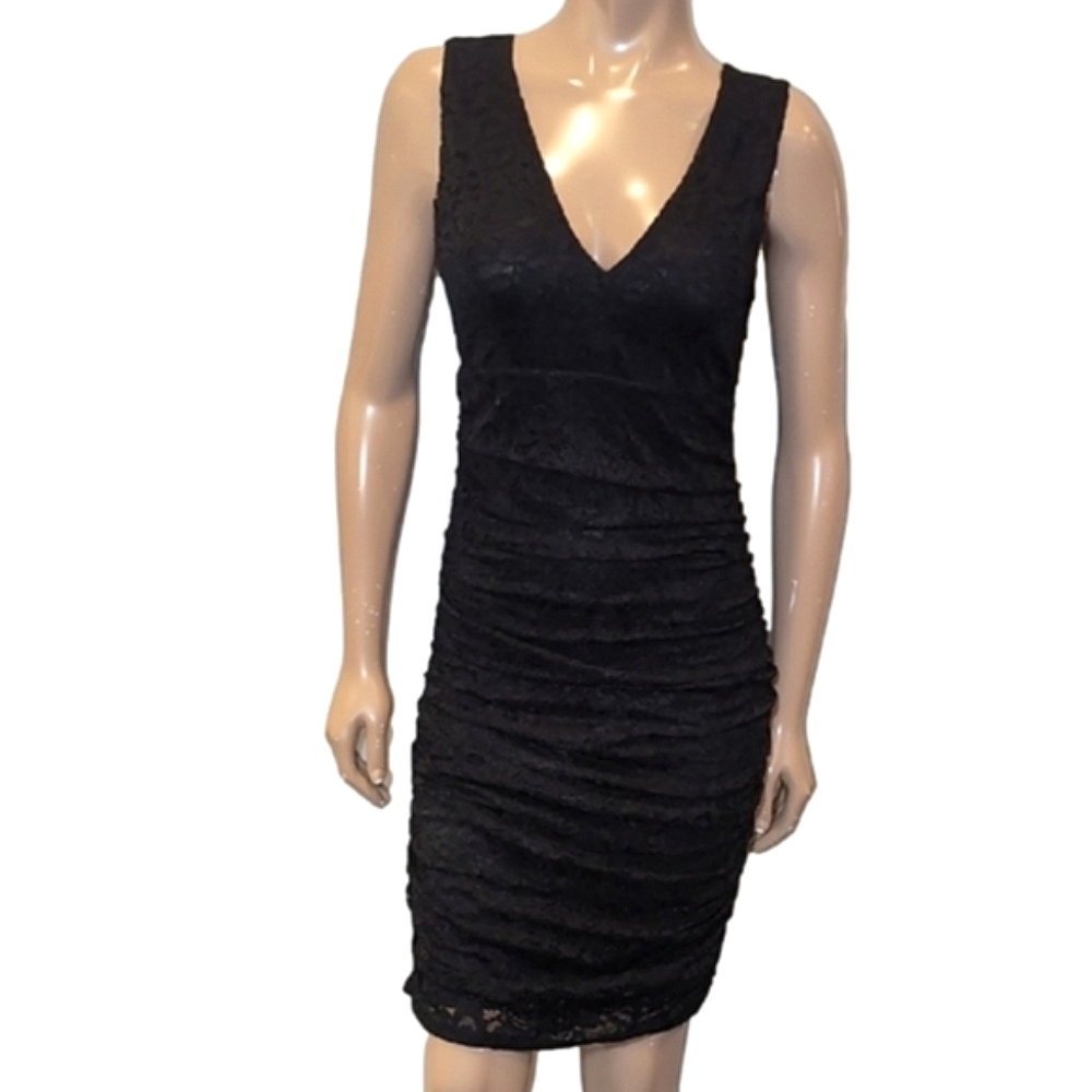 Express Ruched Lace Bodycon Dress Sleeveless Vneck Vback Fitted Cocktail